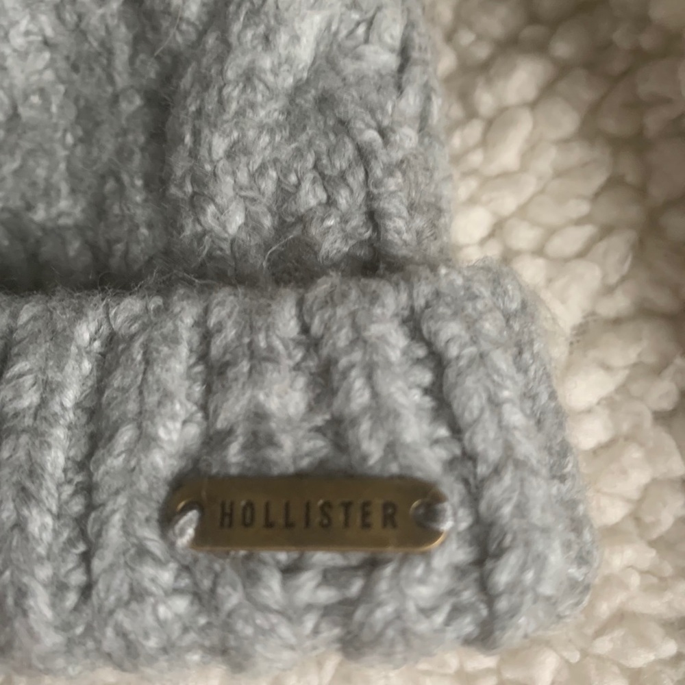 beanie - Picture 2 of 3